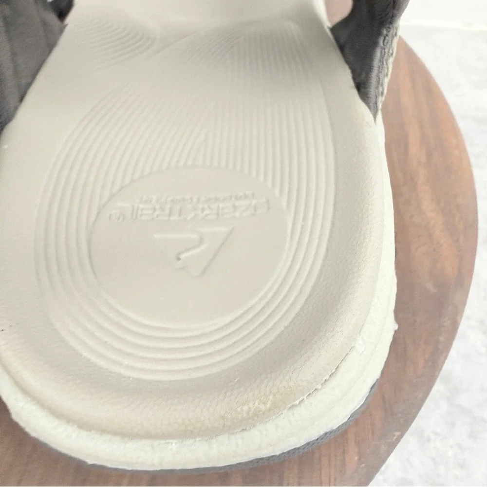 Ozark Trail Men's Outdoor Trek‎ Ankle Strap Sandals. Sz 9 NWOT